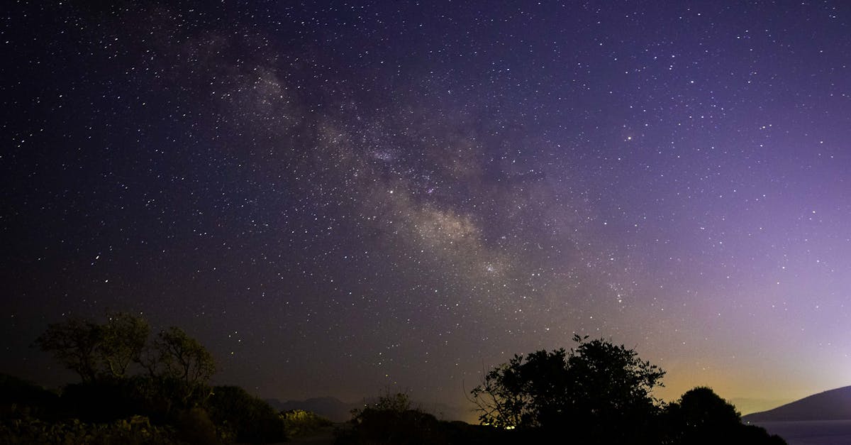 découvrez l’observatoire sainte-cécile, un lieu emblématique offrant une vue panoramique sur la ville et le bassin d’arcachon. idéal pour les amateurs d’architecture et de paysages exceptionnels.