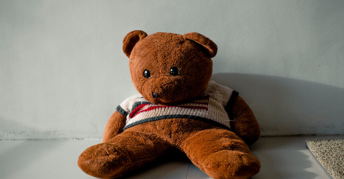 découvrez tout ce qu'il faut savoir sur le mur porteur, son rôle essentiel dans la structure d'un bâtiment, comment l'identifier et les précautions à prendre lors de travaux.